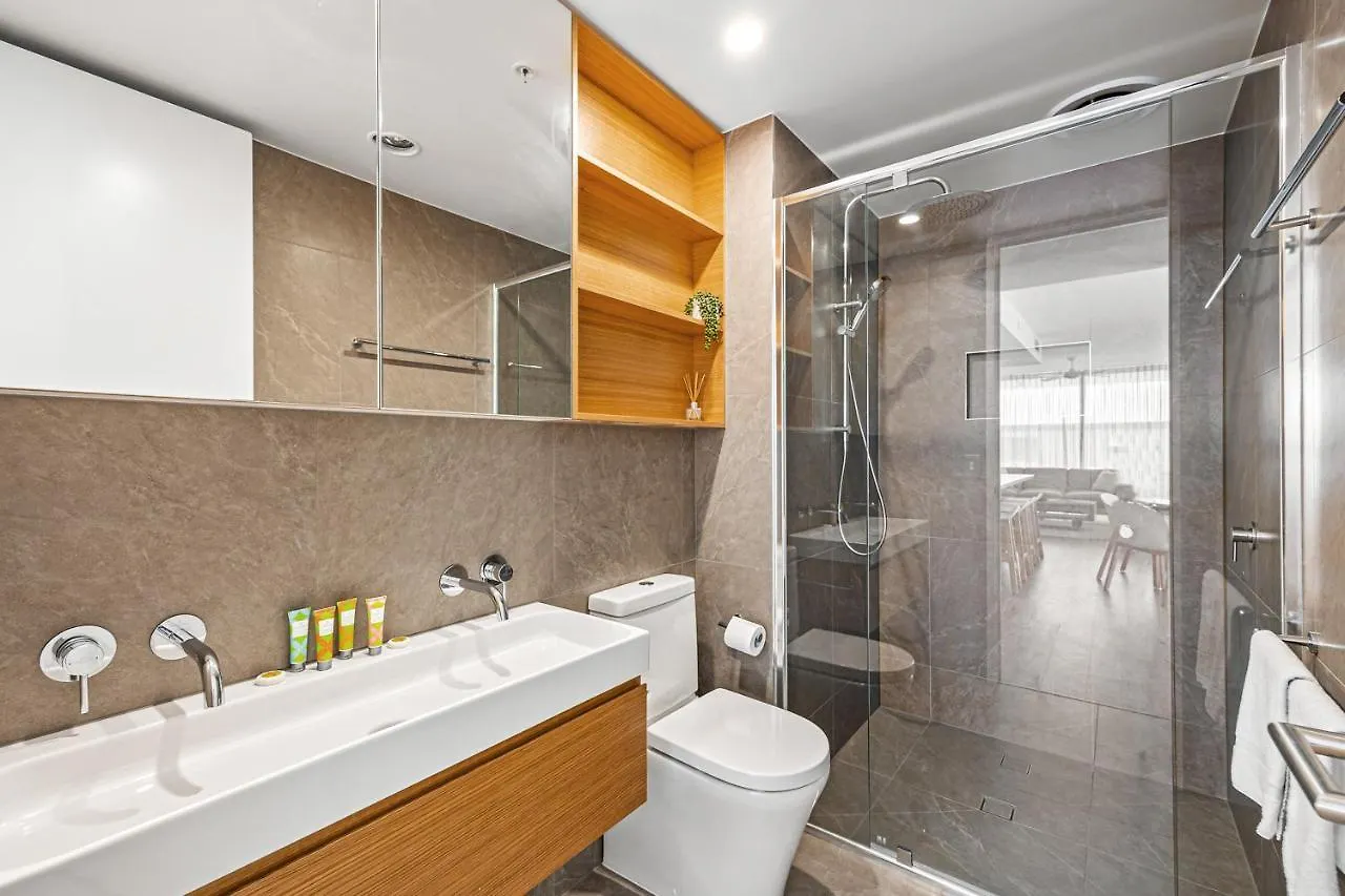 Rise 3 Bedroom Deluxe Ocean Side Apartment Sunshine Coast