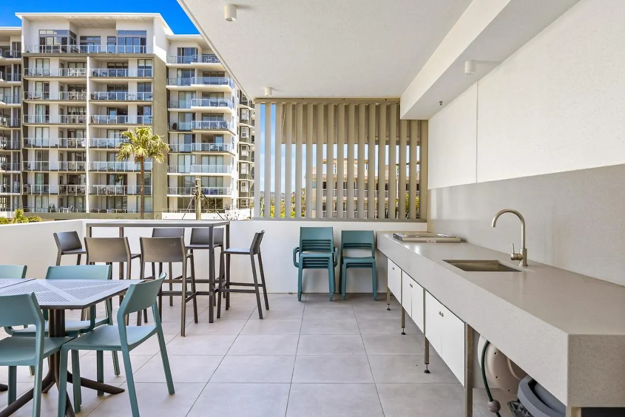 Rise 3 Bedroom Deluxe Ocean Side Apartment Sunshine Coast